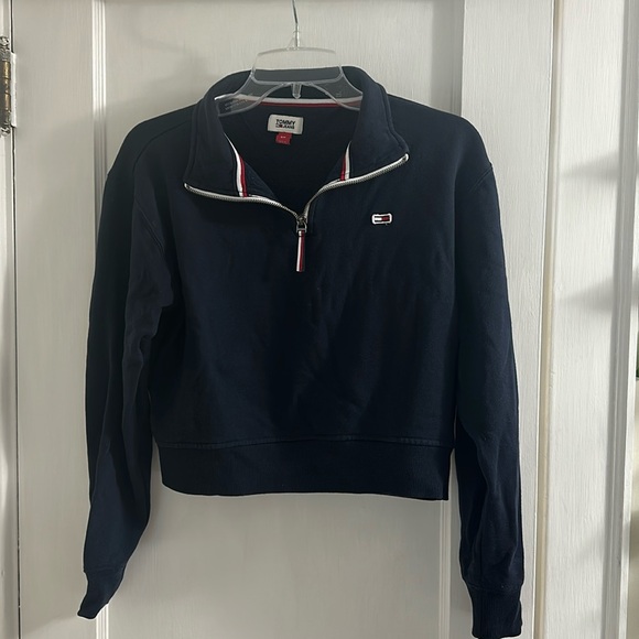 Tommy Hilfiger Tops - Tommy Jeans cropped zip up